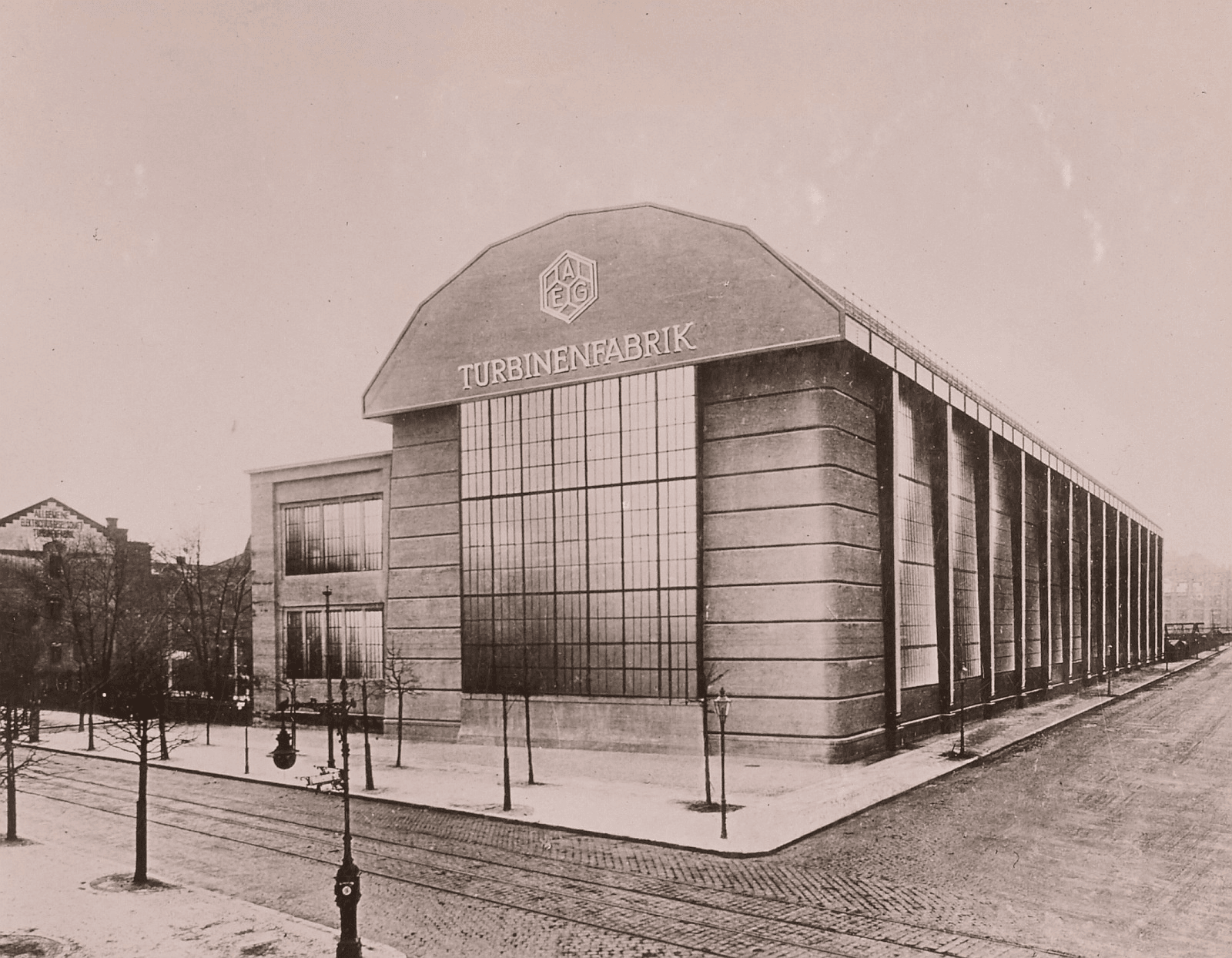 AEG Turbine Factory Berlin, 1909