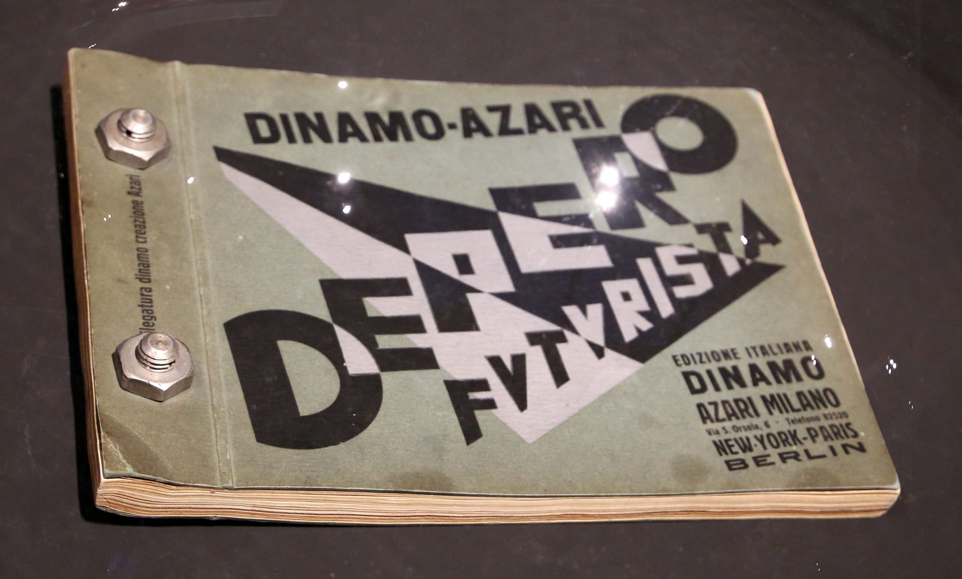 Fortunato Depero, Depero futurista, 1927 — the "bolted book"